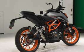 KTM 390 DUKE 2023 JPJ40