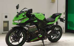 KAWASAKI ZX-25R ZX250E