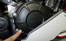 HONDA CBR250RR A MC51