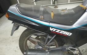 HONDA VTZ250 MC15