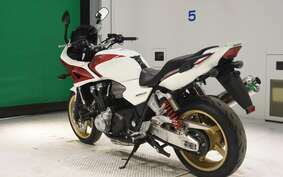 HONDA CB1300SB SUPER BOLDOR A 2011 SC54