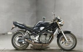 SUZUKI BANDIT 250 GJ74A