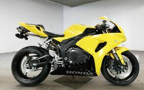 HONDA CBR1000RR SC57