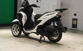 YAMAHA TRICITY 125 SE82J