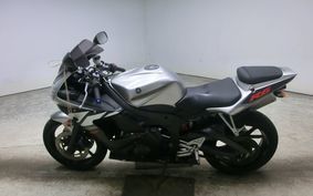 YAMAHA YZF-R6 2003 RJ05