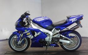 YAMAHA YZF-R1 1999 RN01