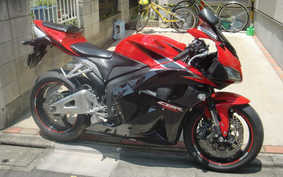 HONDA CBR600RR 2011 PC40