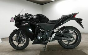 HONDA CBR250R MC41