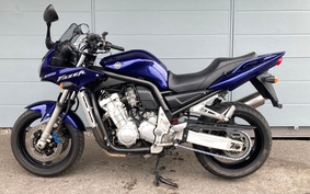 YAMAHA FZS1000 FAZER 2003 RN06