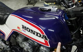 HONDA CB1100 F 2000 SC11