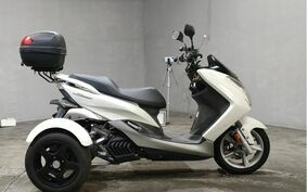 YAMAHA S-MAX TRIKE SG27