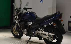 SUZUKI BANDIT 1200 2000 GV77A