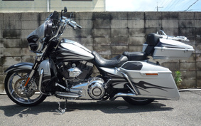 HARLEY FLHXSE CVO 2015 PXN