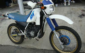 YAMAHA DT200 R 37F