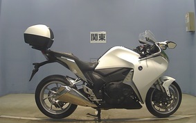 HONDA VFR1200F DCT 2010 SC63