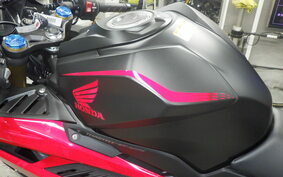 HONDA CBR250RR A MC51