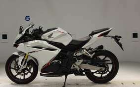 HONDA CBR250RR A MC51