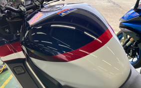 HONDA VFR800F 2022 RC79