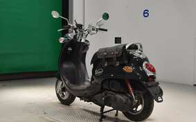 YAMAHA VINO 125 SE24