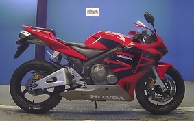 HONDA CBR600RR 2004 PC37