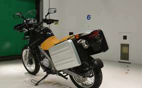 HONDA BMWF650GS 2003