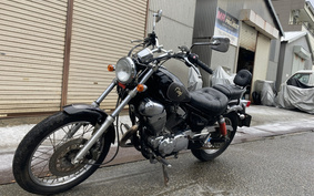 YAMAHA VIRAGO 250 3DM