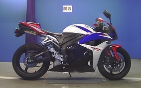 HONDA CBR600RR GEN 3 2010 PC40