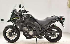 SUZUKI DL650 ( V-Strom 650 ) XTA 2022 C733M