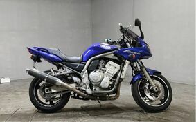 YAMAHA FZS1000 FAZER 2001 RN06