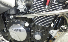 YAMAHA XJR1300 2000 RP03J