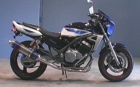 SUZUKI GSX250FX ZR250C