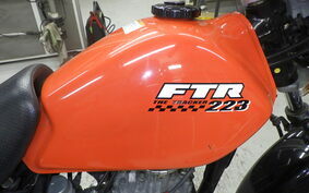 HONDA FTR223 MC34