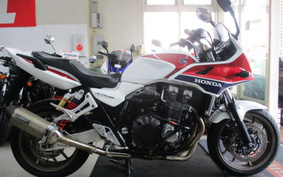 HONDA CB1300SB SUPER BOLDOR 2015 SC54