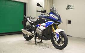 BMW S1000XR 2021