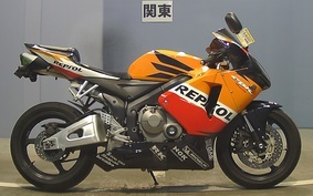 HONDA CBR600RR GEN 2 2006 PC37