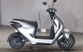 HONDA EM1 e: EF16