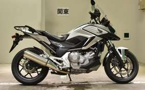 HONDA NC 700 X LD A 2013 RC63