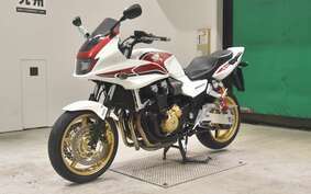 HONDA CB1300SB SUPER BOLDOR A 2015 SC54