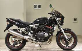 SUZUKI BANDIT 250 V Type GJ77A