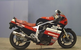 SUZUKI GSX-R750 1985 GR71F