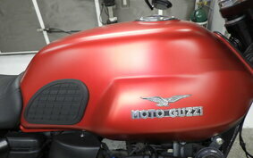 MOTO GUZZI V7 STONE 2 2017