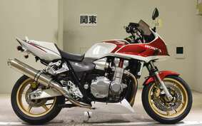 HONDA CB1300SF SUPER BOLDOR 2005 SC54