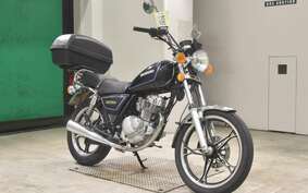 SUZUKI GN125 H