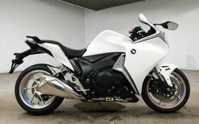 HONDA VFR1200F 2013 SC63