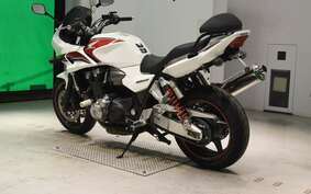 HONDA CB1300SB SUPER BOLDOR A 2010 SC54