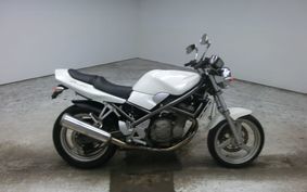 SUZUKI BANDIT 250 GJ74A