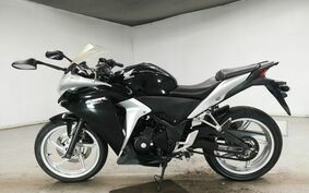 HONDA CBR250R MC41