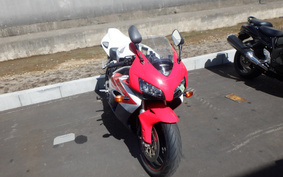 HONDA CBR1000RR 2004 SC57