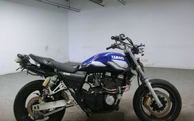 YAMAHA XJR400 R 2002 RH02J