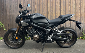 HONDA CB650R 2024 RH17